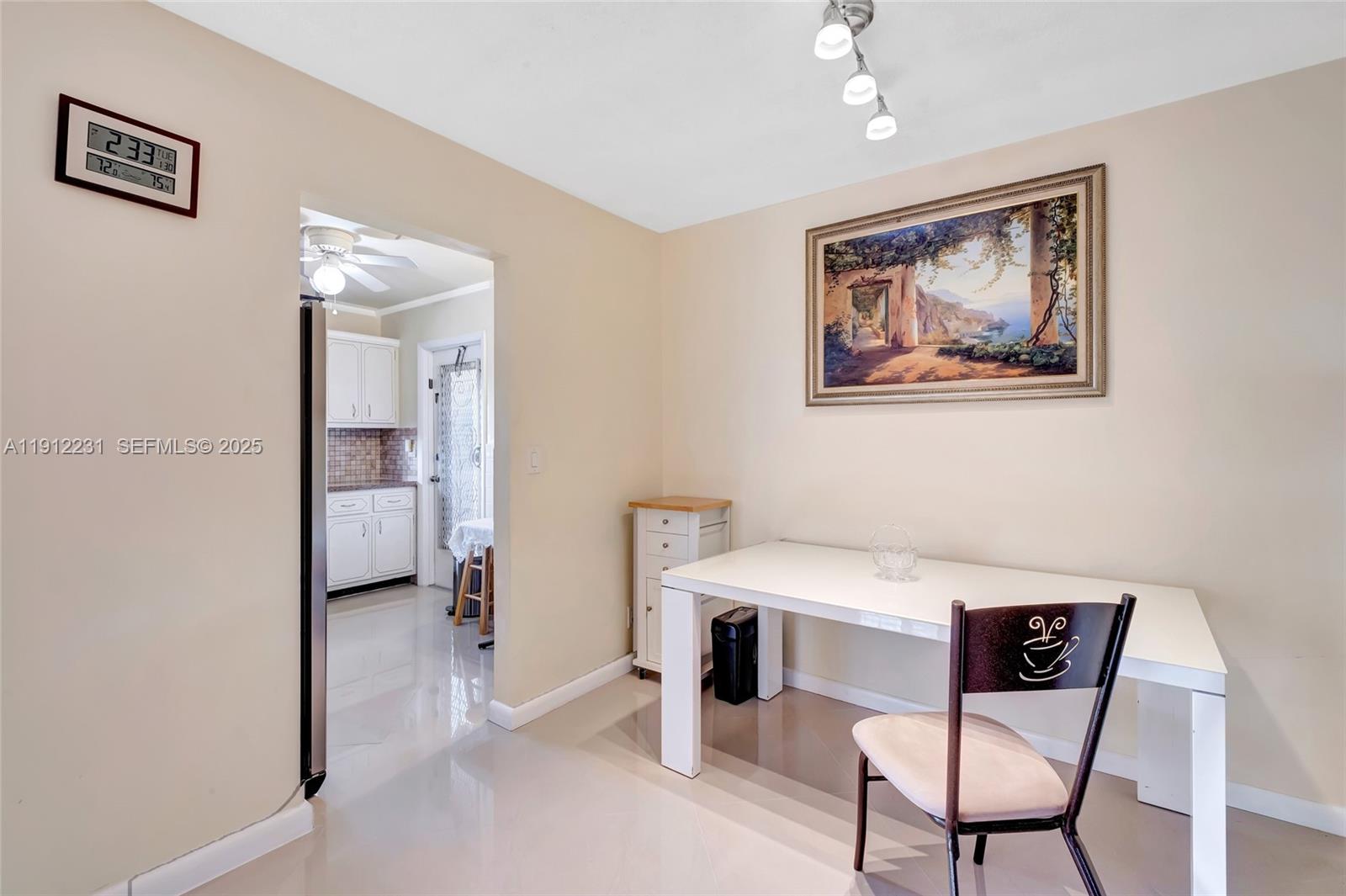 BARCLAY ARMS CONDO - Residential
