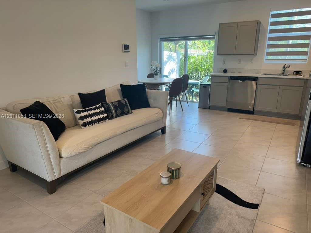 HIGHLAND OAKS - Residential