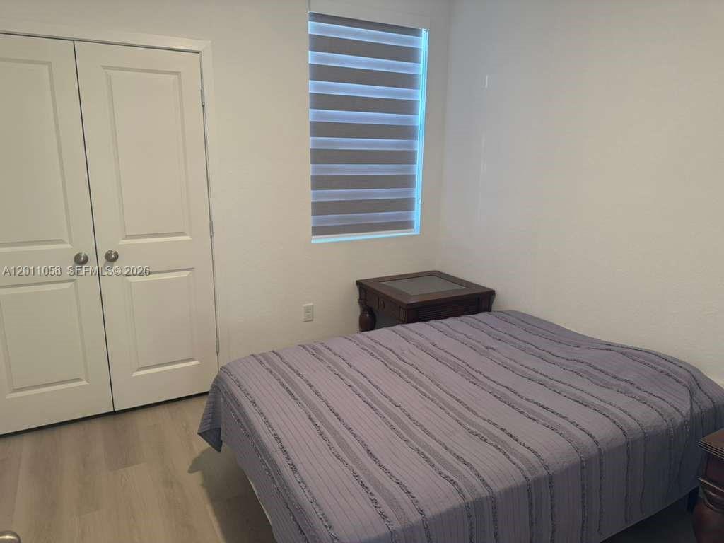 HIGHLAND OAKS - Residential