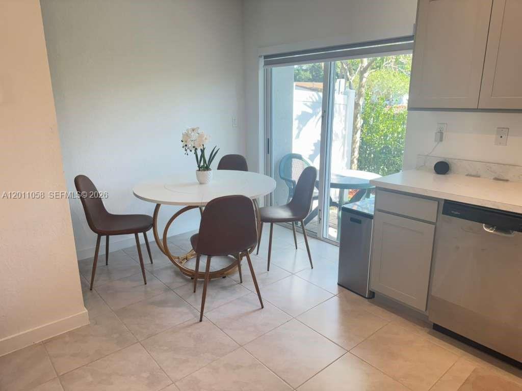 HIGHLAND OAKS - Residential