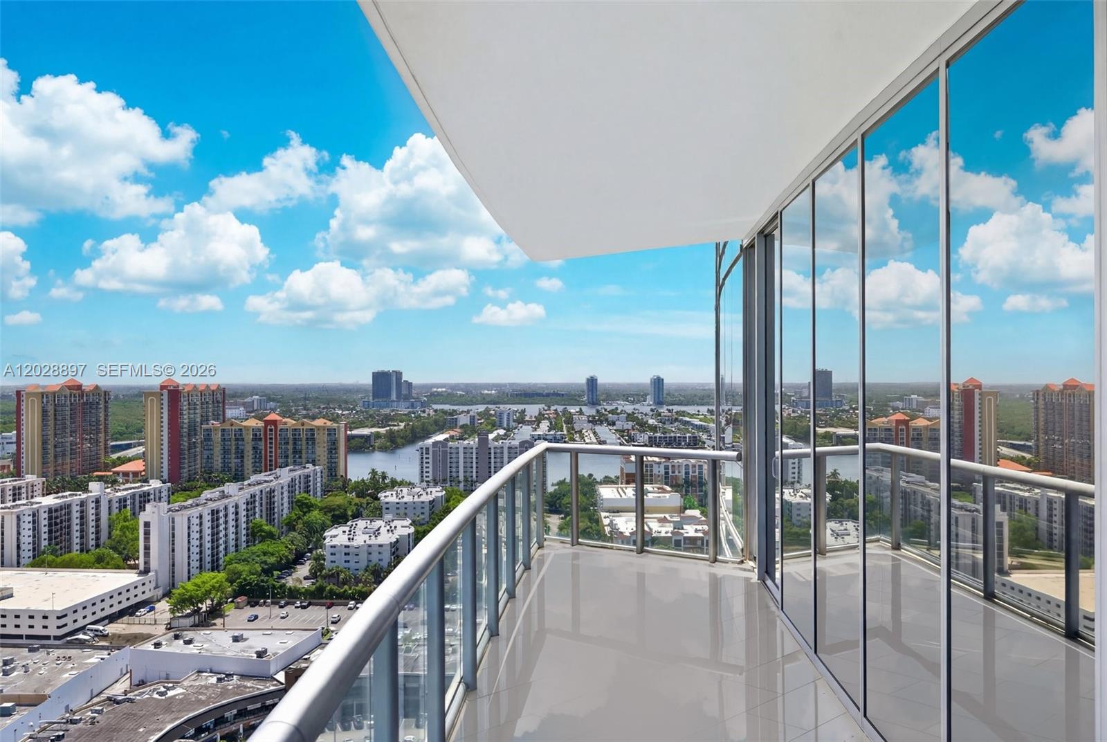 JADE OCEAN CONDO - Residential