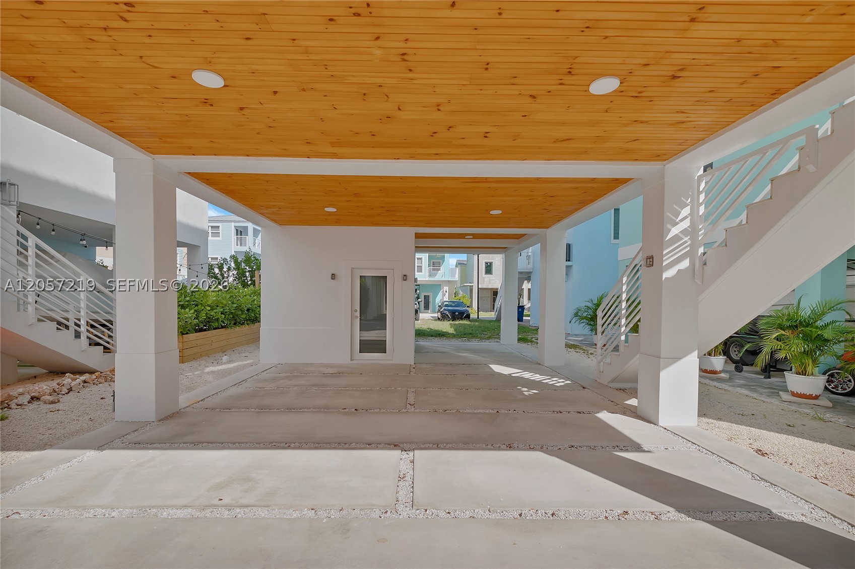 KEY LARGO OCEAN RESORT CON - Residential