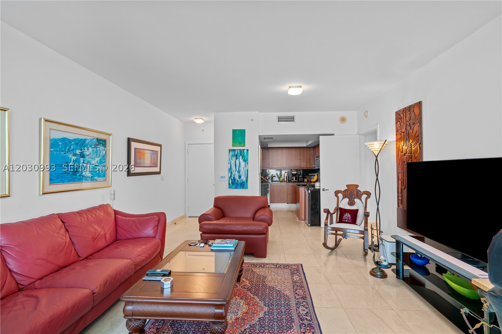 JADE BRICKELL - Residential