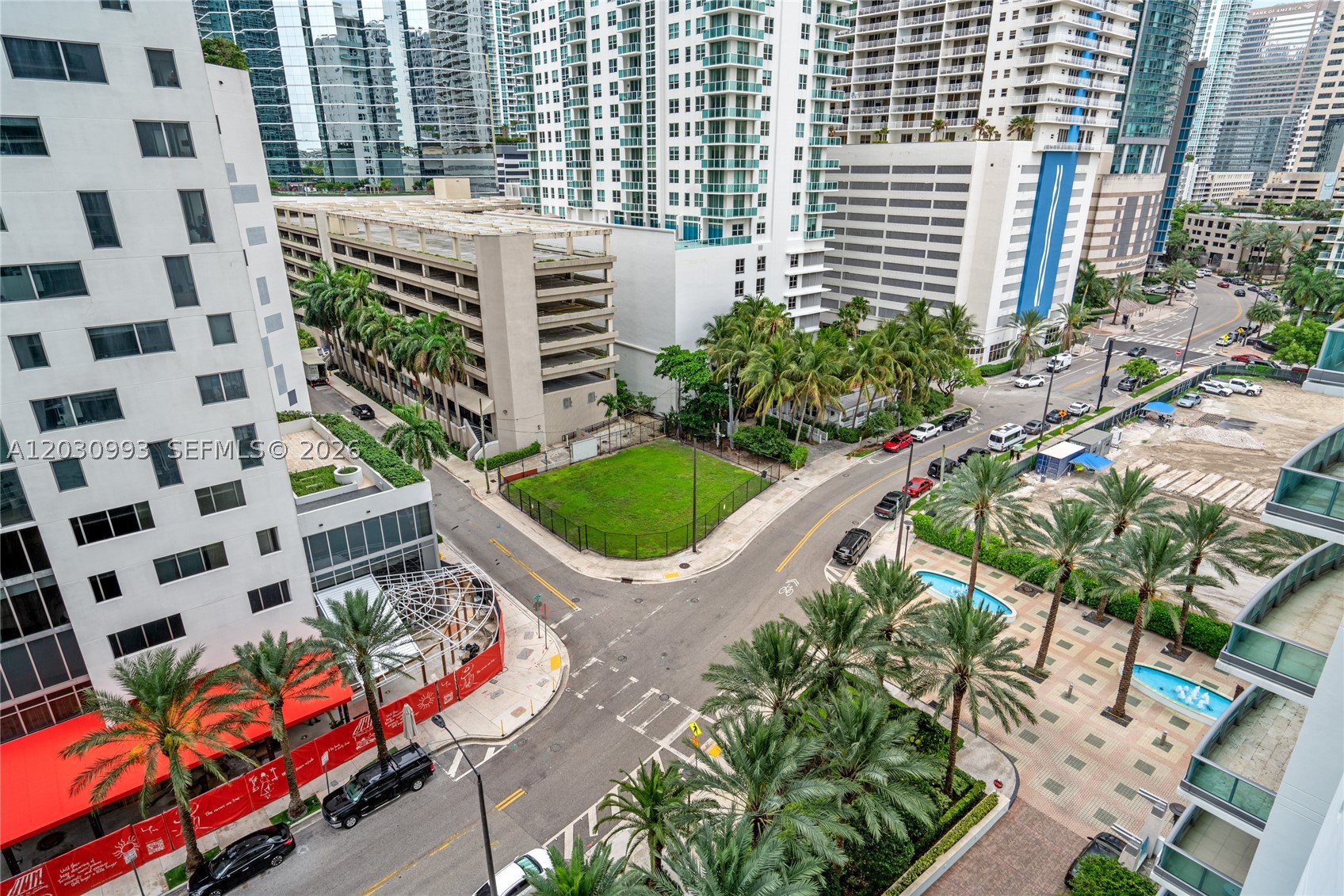 JADE BRICKELL - Residential