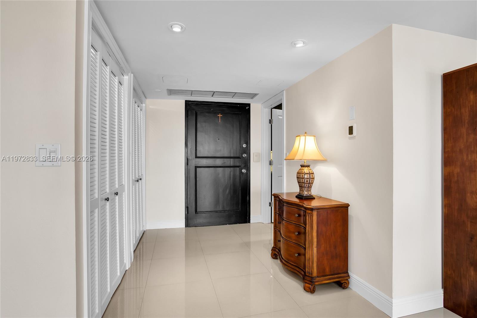 CRICKET CLUB CONDO - Residential