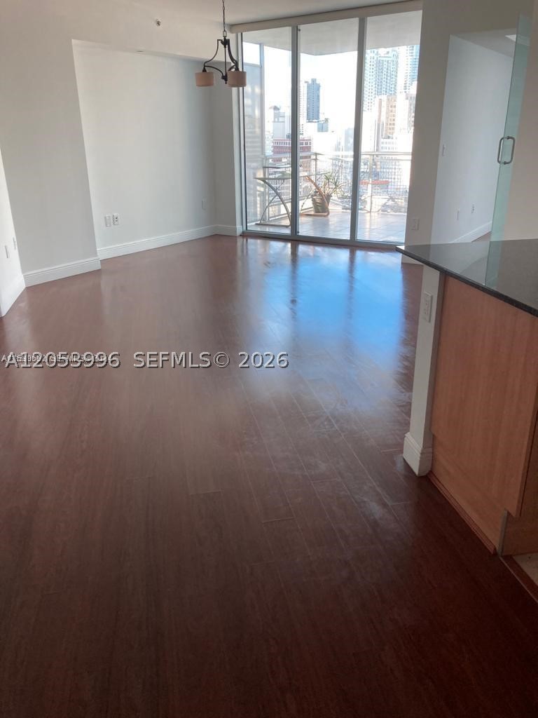 WIND CONDO - Residential Lease