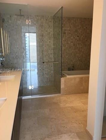 RISE CONDO - Residential