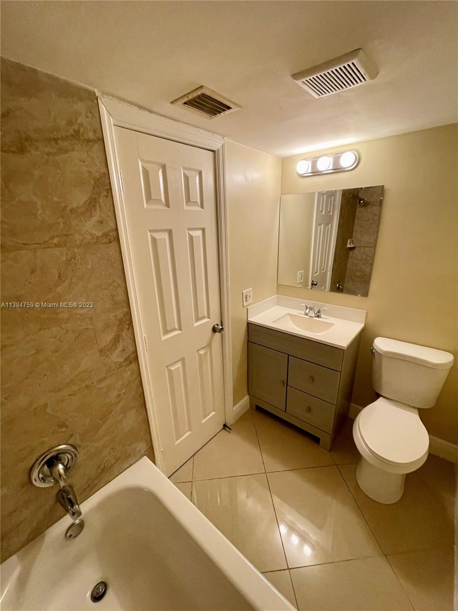 PARK PLACE AT POMPANO CON - Residential Lease