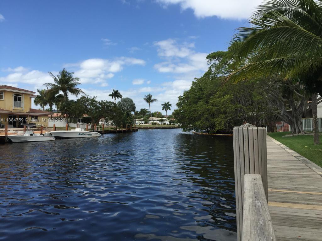 PARK PLACE AT POMPANO CON - Residential Lease