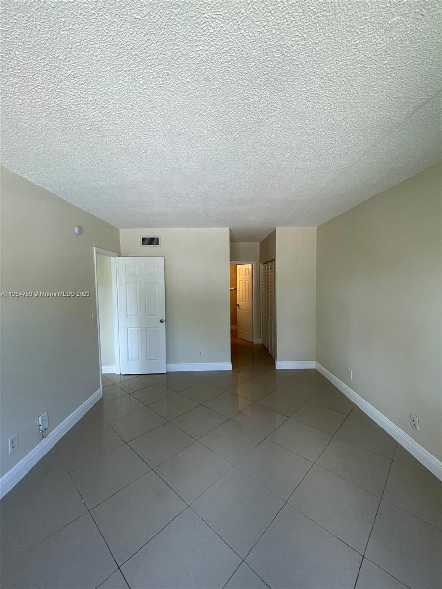 PARK PLACE AT POMPANO CON - Residential Lease