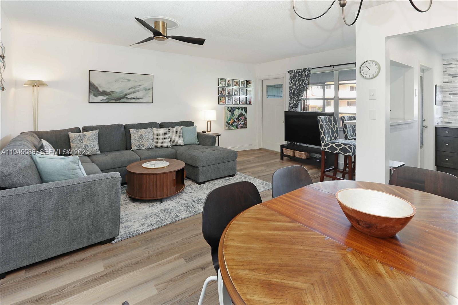 BEVERLY HILLS CONDO NUMBE - Residential