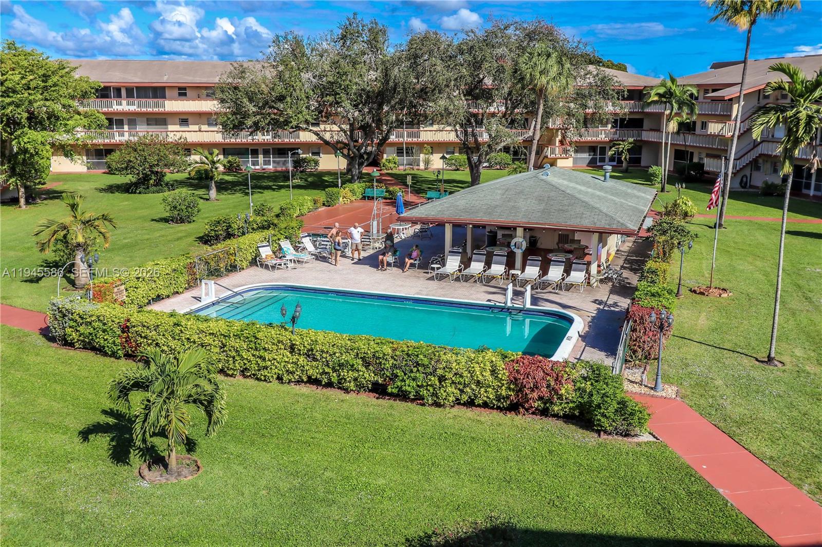 BEVERLY HILLS CONDO NUMBE - Residential