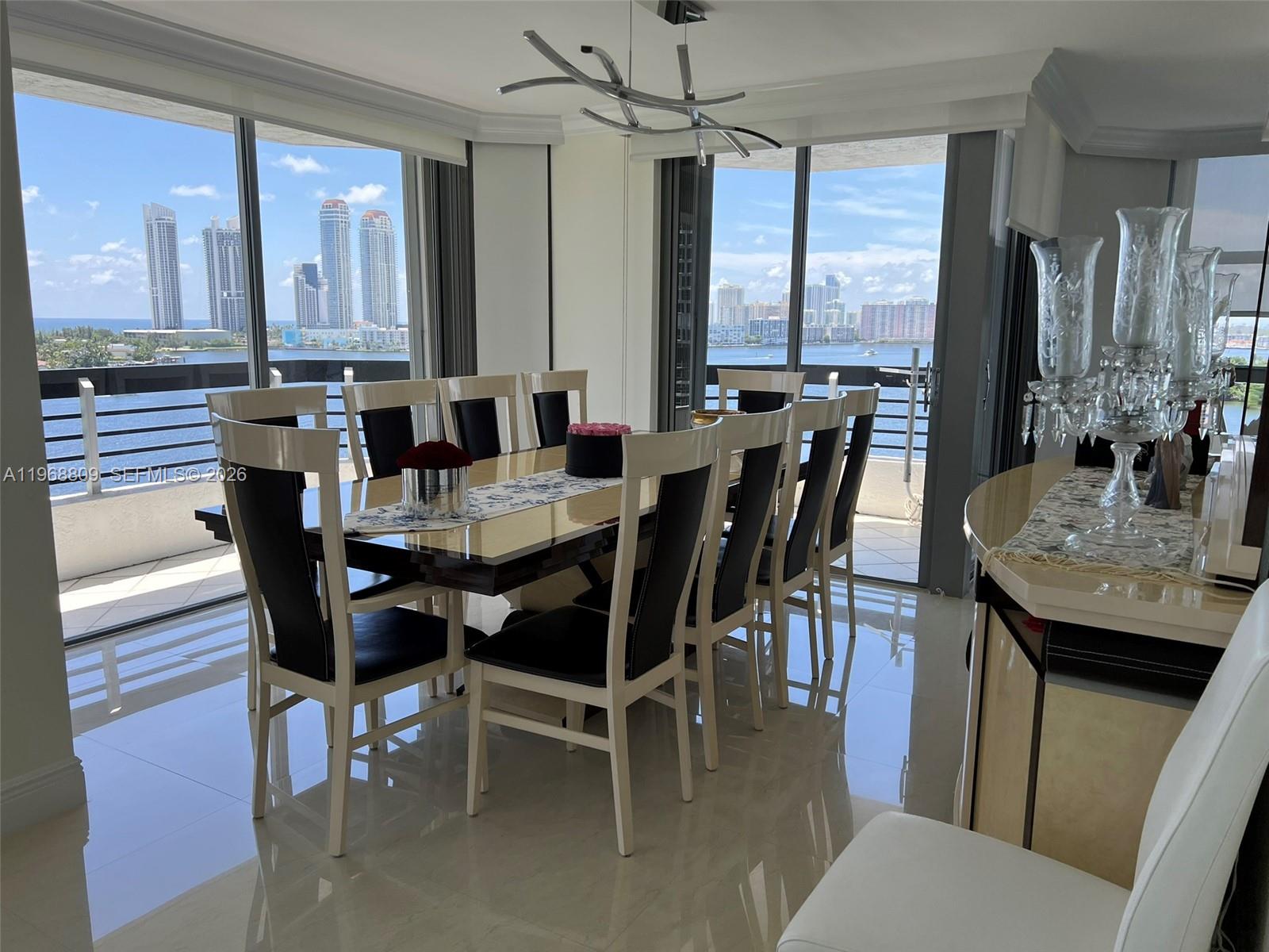 MYSTIC POINTE TOWER 500 C - Residential
