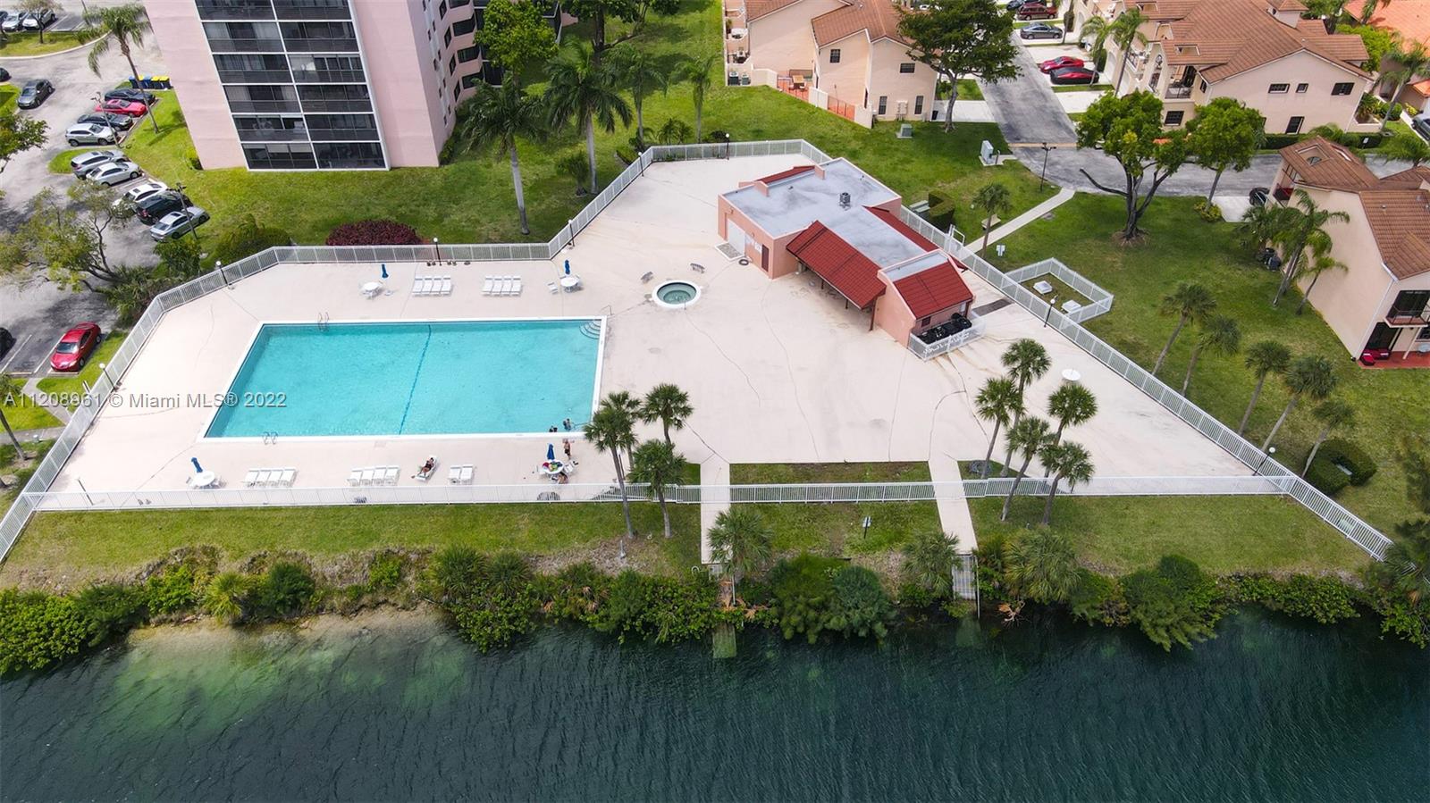 LAKEVIEW OF THE CALF CLUB - Residential Lease