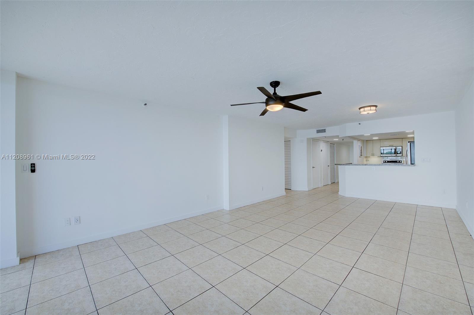 LAKEVIEW OF THE CALF CLUB - Residential Lease