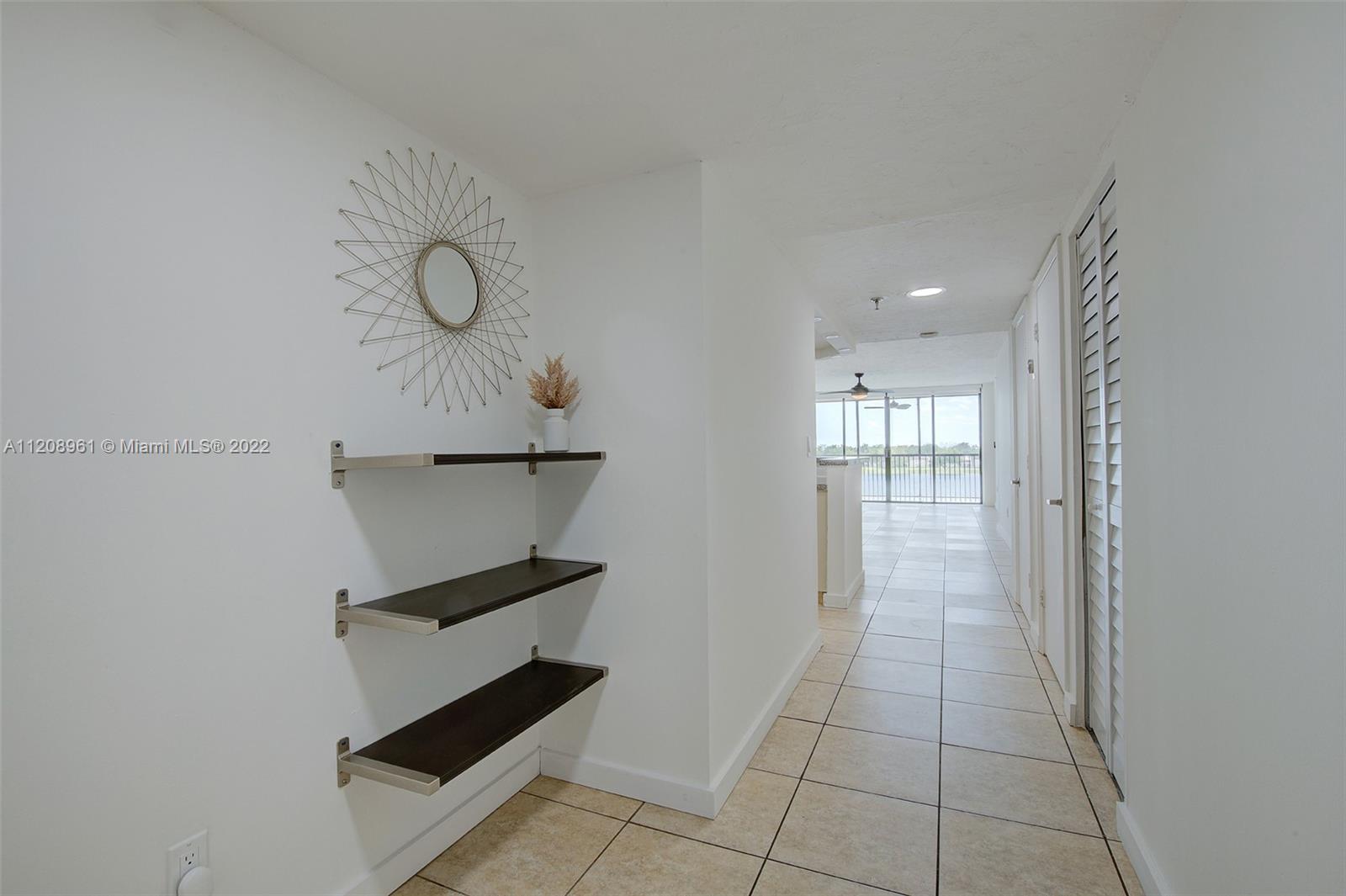 LAKEVIEW OF THE CALF CLUB - Residential Lease