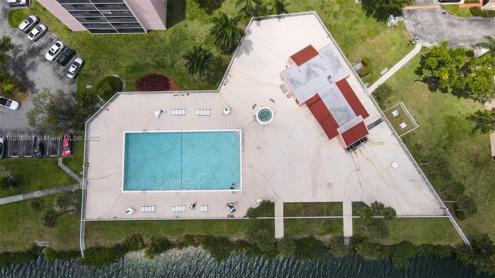 LAKEVIEW OF THE CALF CLUB - Residential Lease