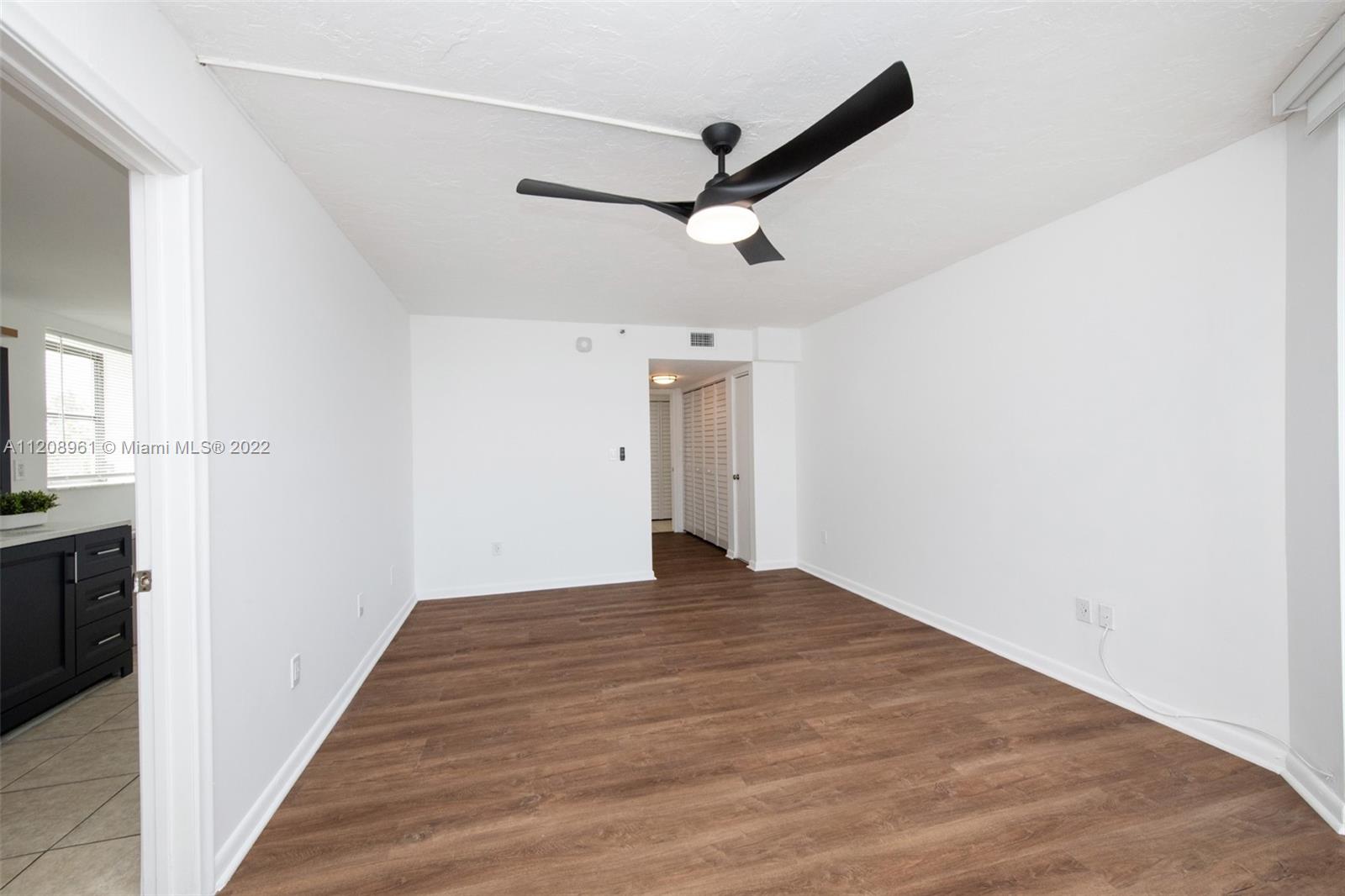 LAKEVIEW OF THE CALF CLUB - Residential Lease