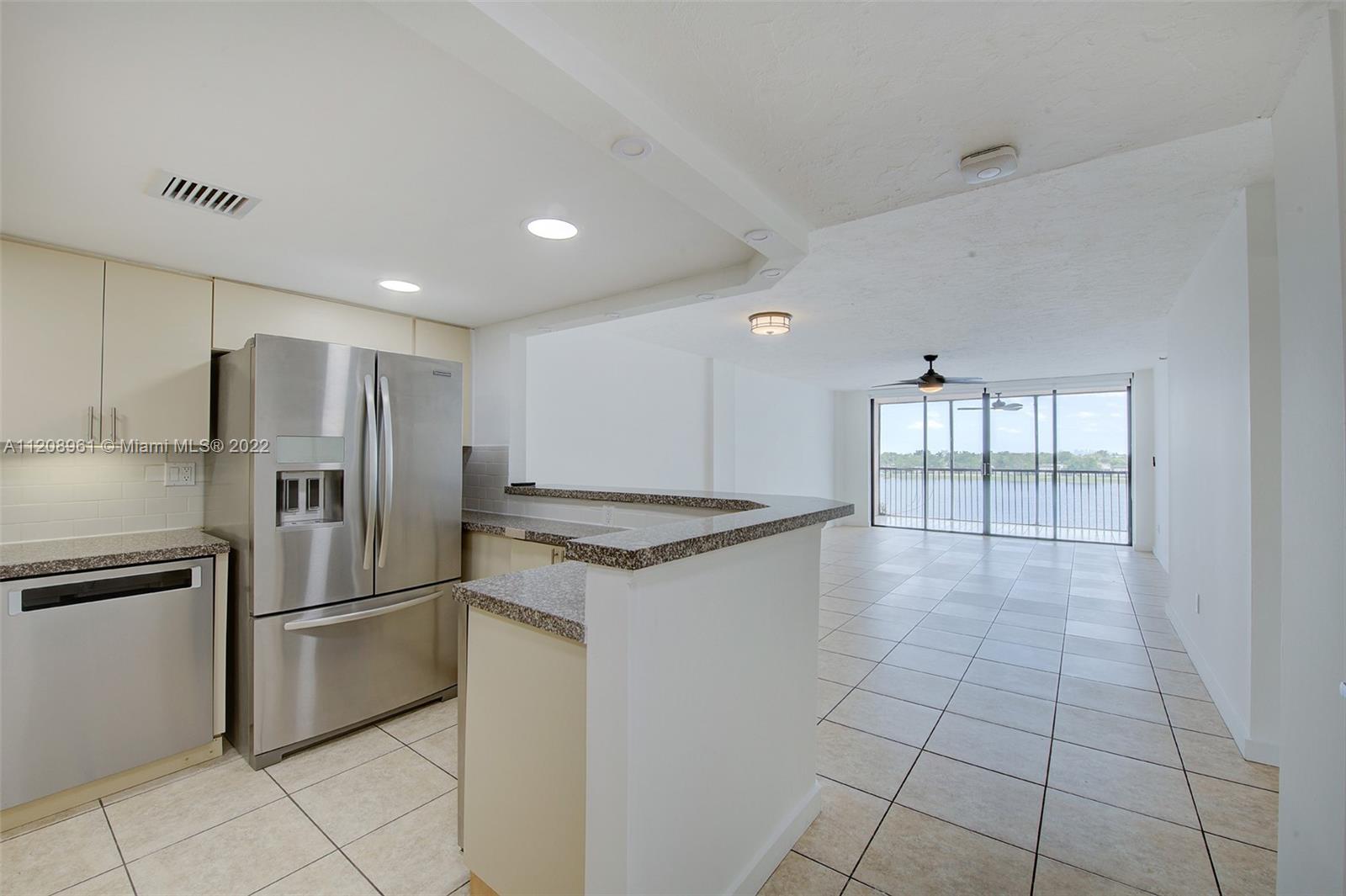 LAKEVIEW OF THE CALF CLUB - Residential Lease