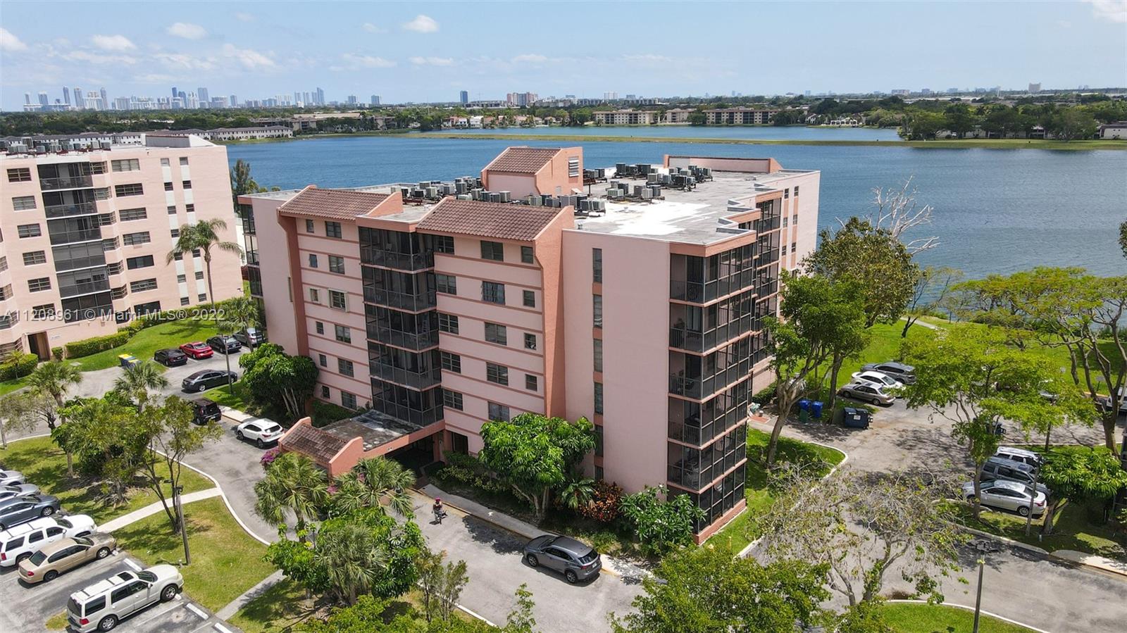 LAKEVIEW OF THE CALF CLUB - Residential Lease