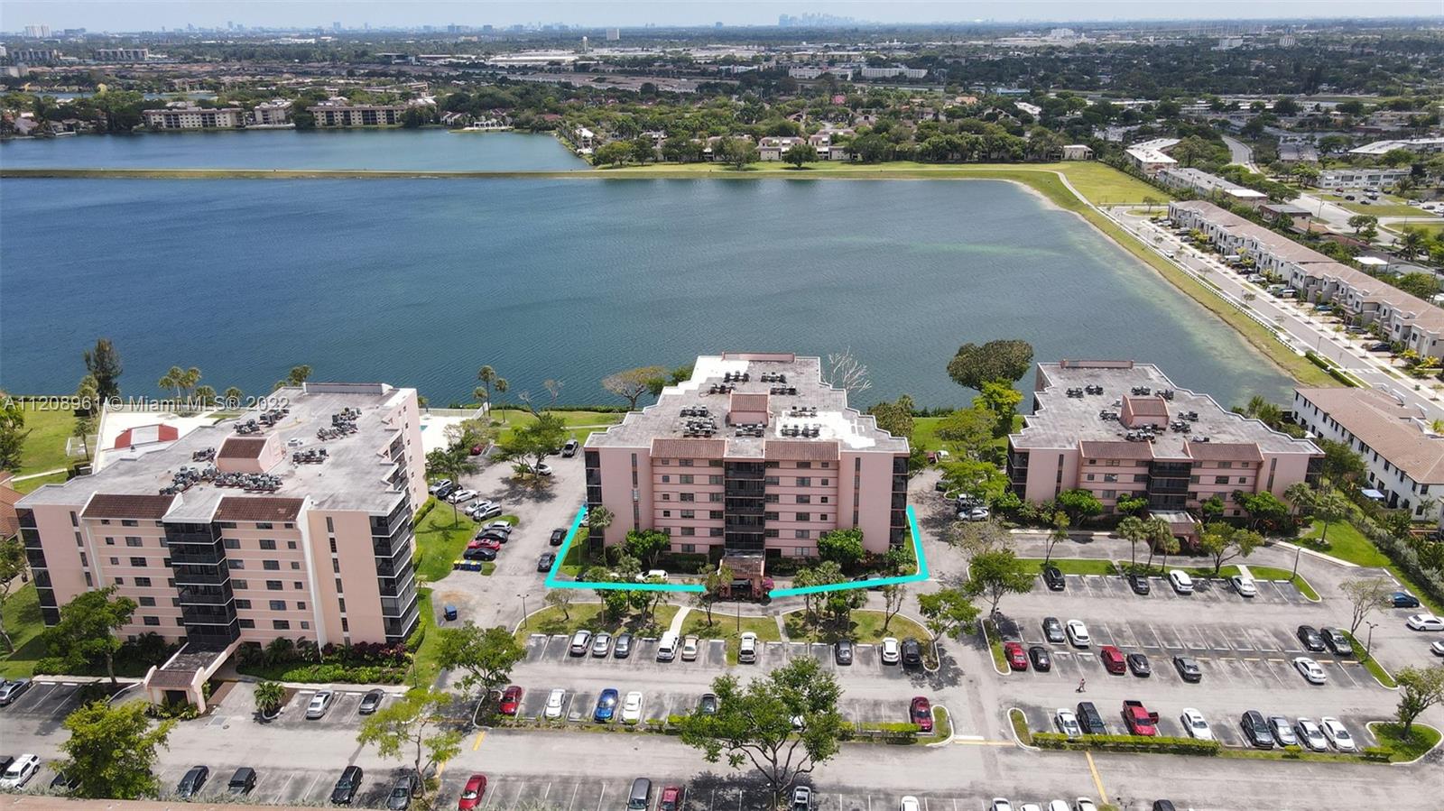 LAKEVIEW OF THE CALF CLUB - Residential Lease