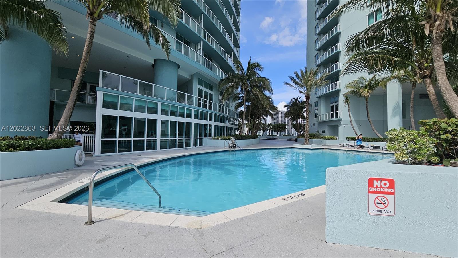 QUANTUM ON THE BAY CONDO - Residential
