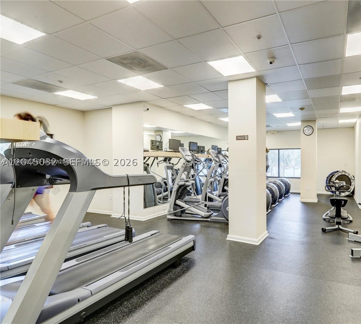 BRICKELL BAY CLUB CONDO - Residential Lease