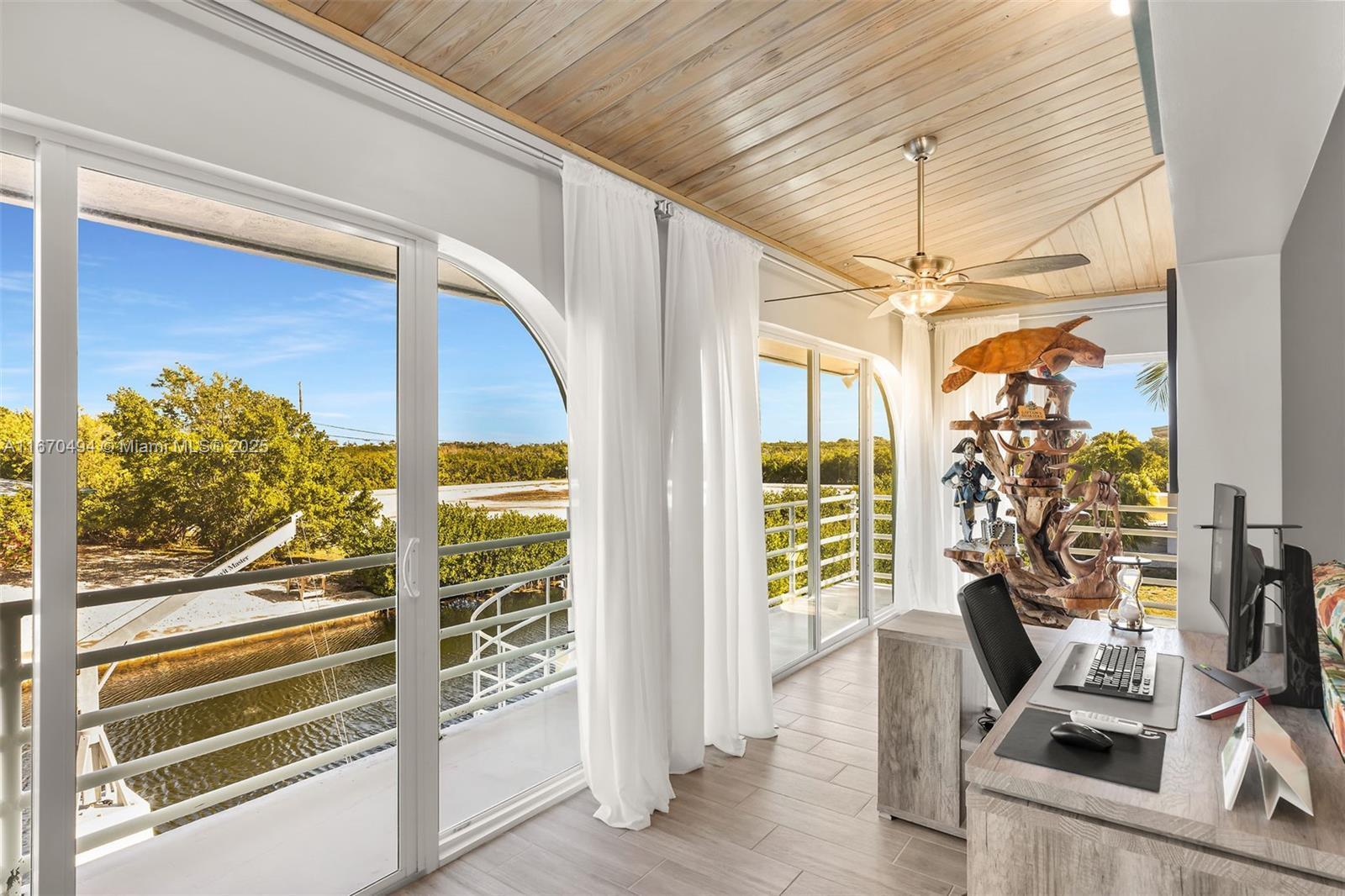TROPICAL BAY ADD NO 3 - Residential