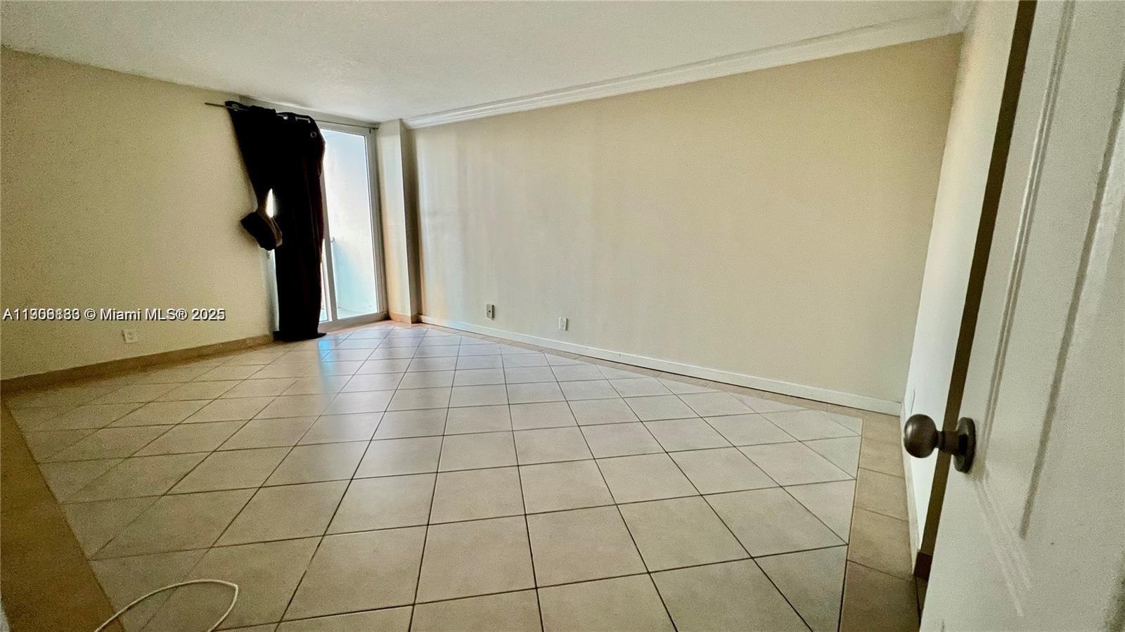 ARLEN HOUSE EAST CONDO - Residential