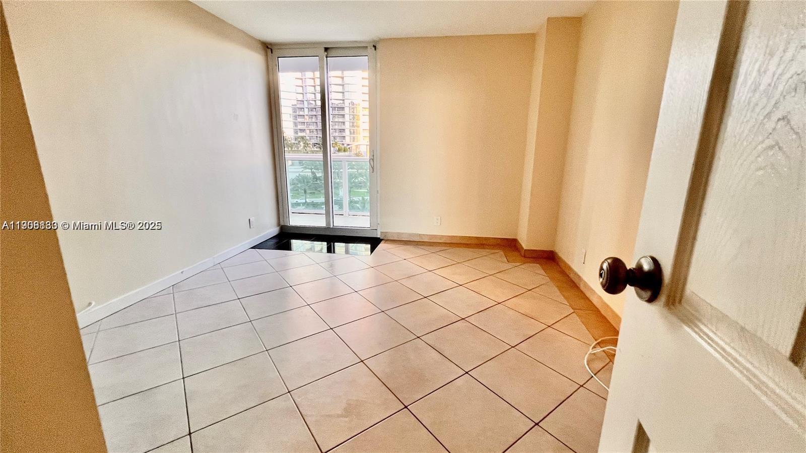 ARLEN HOUSE EAST CONDO - Residential
