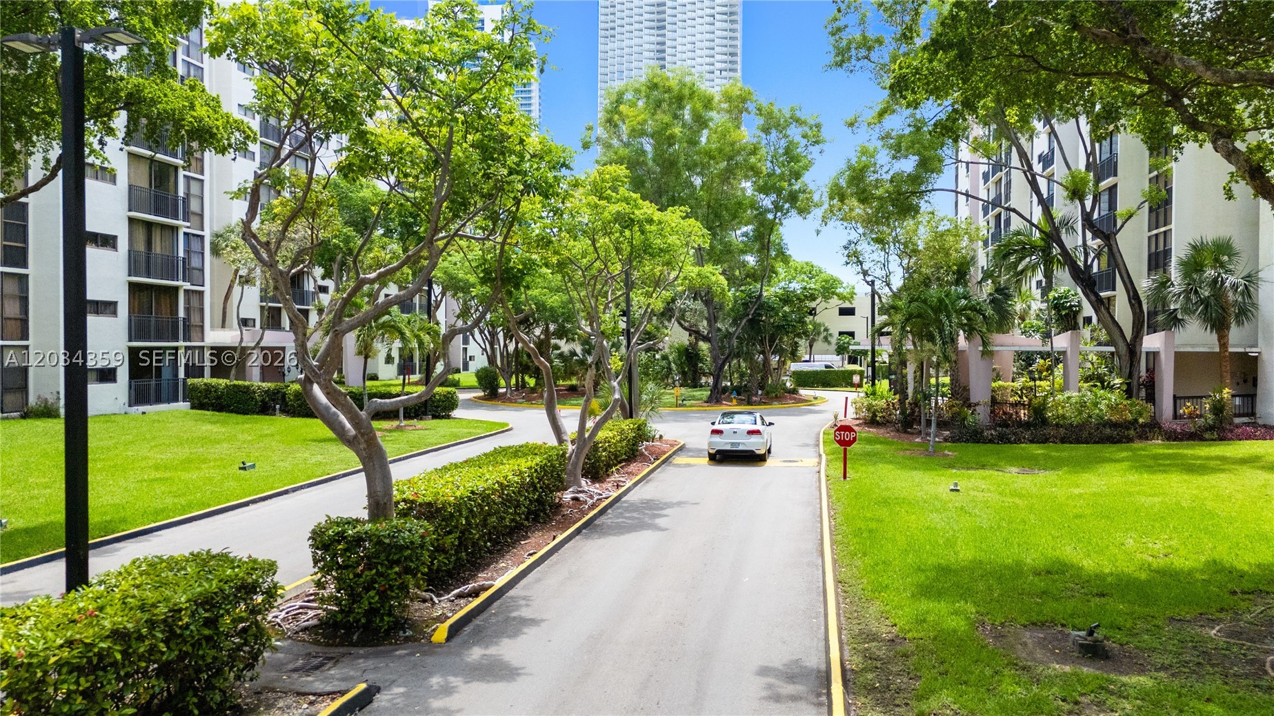 PLAZA OF AMERICAS CONDO P - Residential