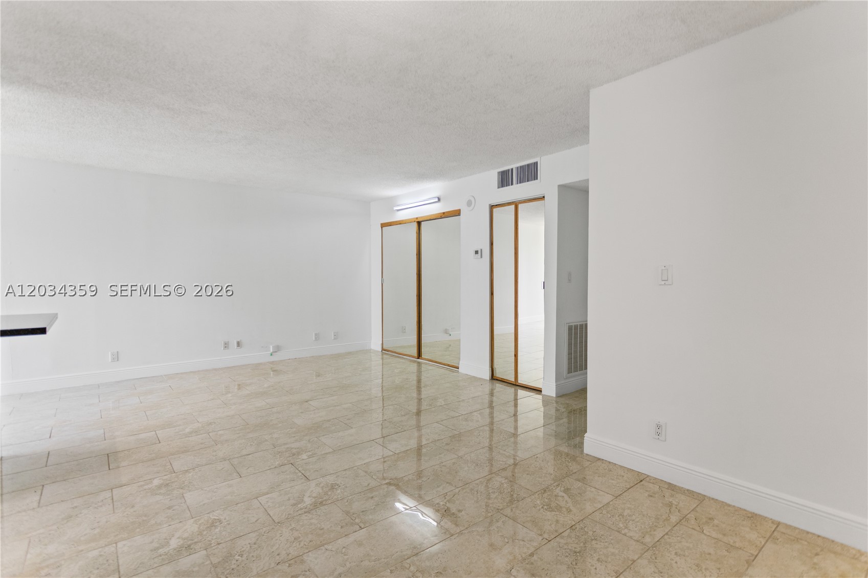 PLAZA OF AMERICAS CONDO P - Residential