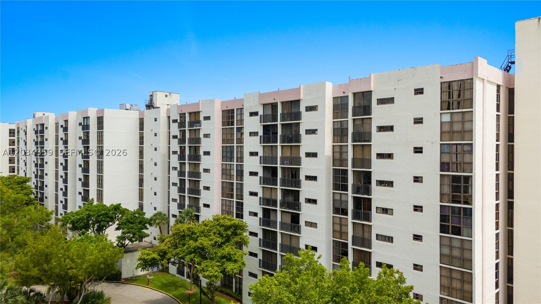 PLAZA OF AMERICAS CONDO P - Residential