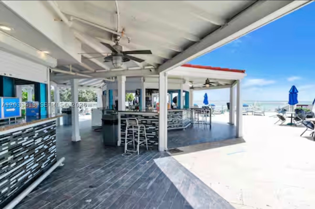 THE AVENTURA BEACH CLUB C - Residential