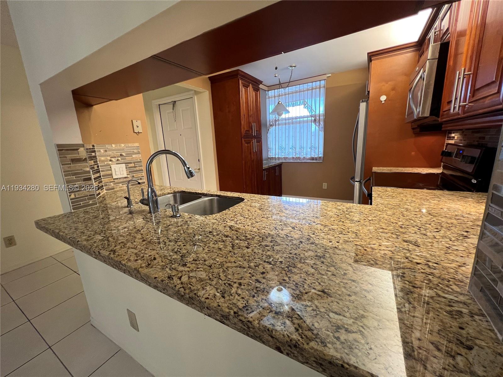 SUNRISE LAKES 187 CONDO - Residential