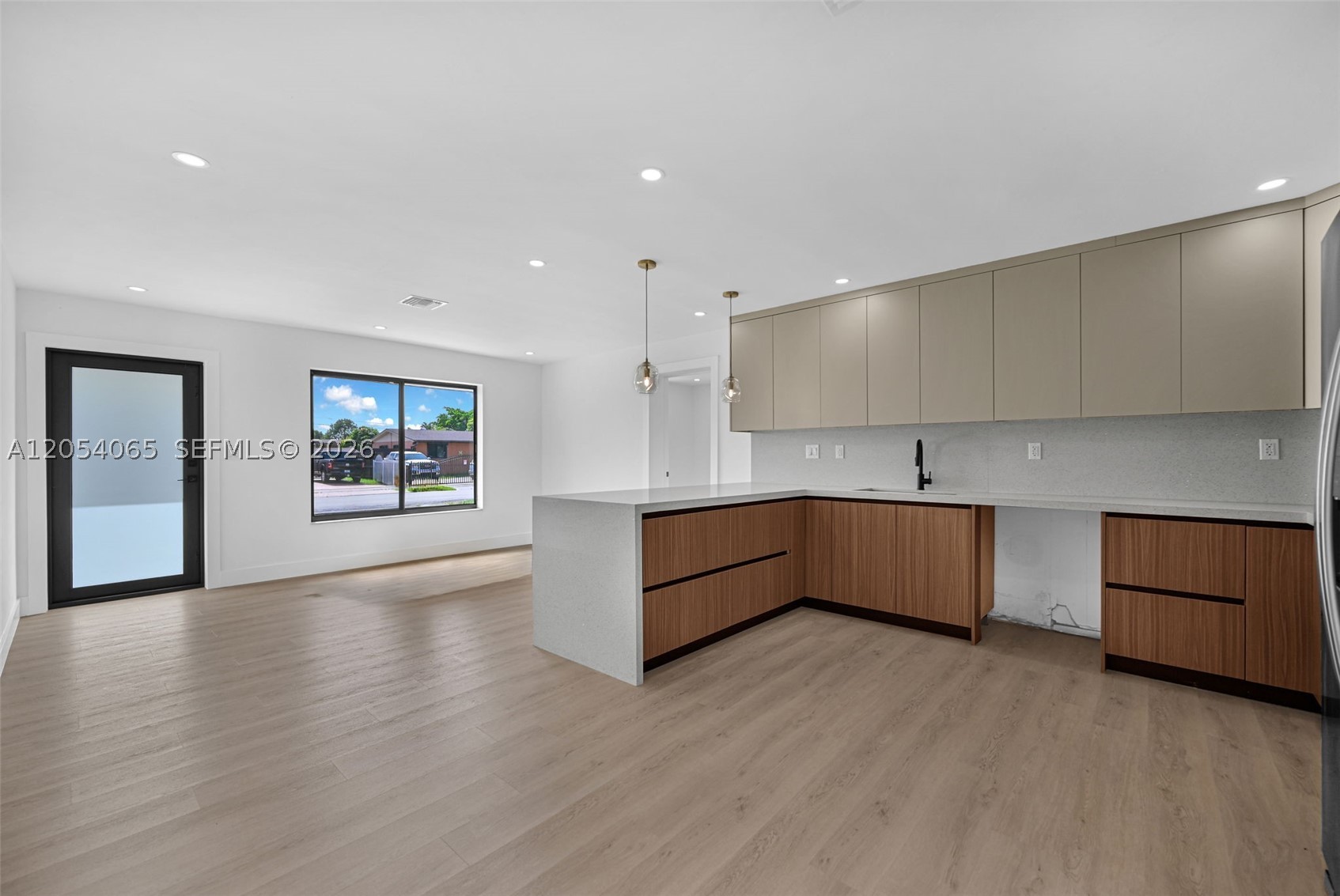 CAROL CITY 5TH ADDN - Residential