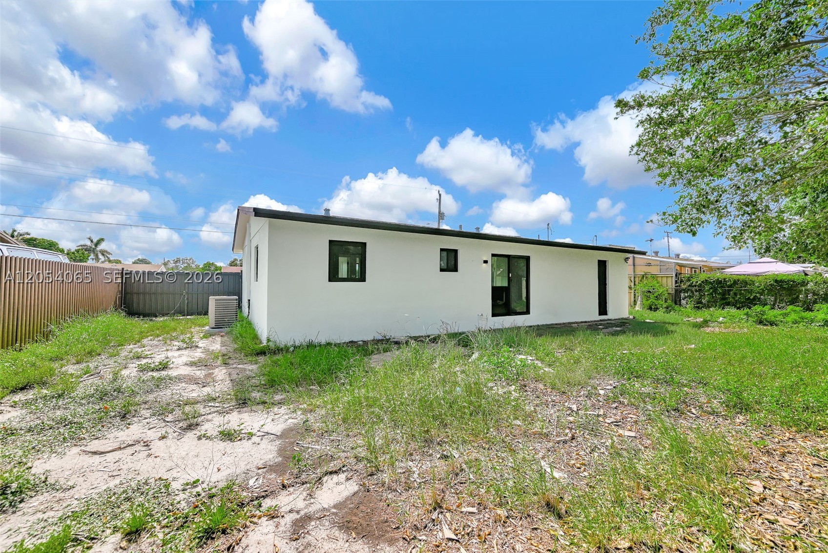 CAROL CITY 5TH ADDN - Residential