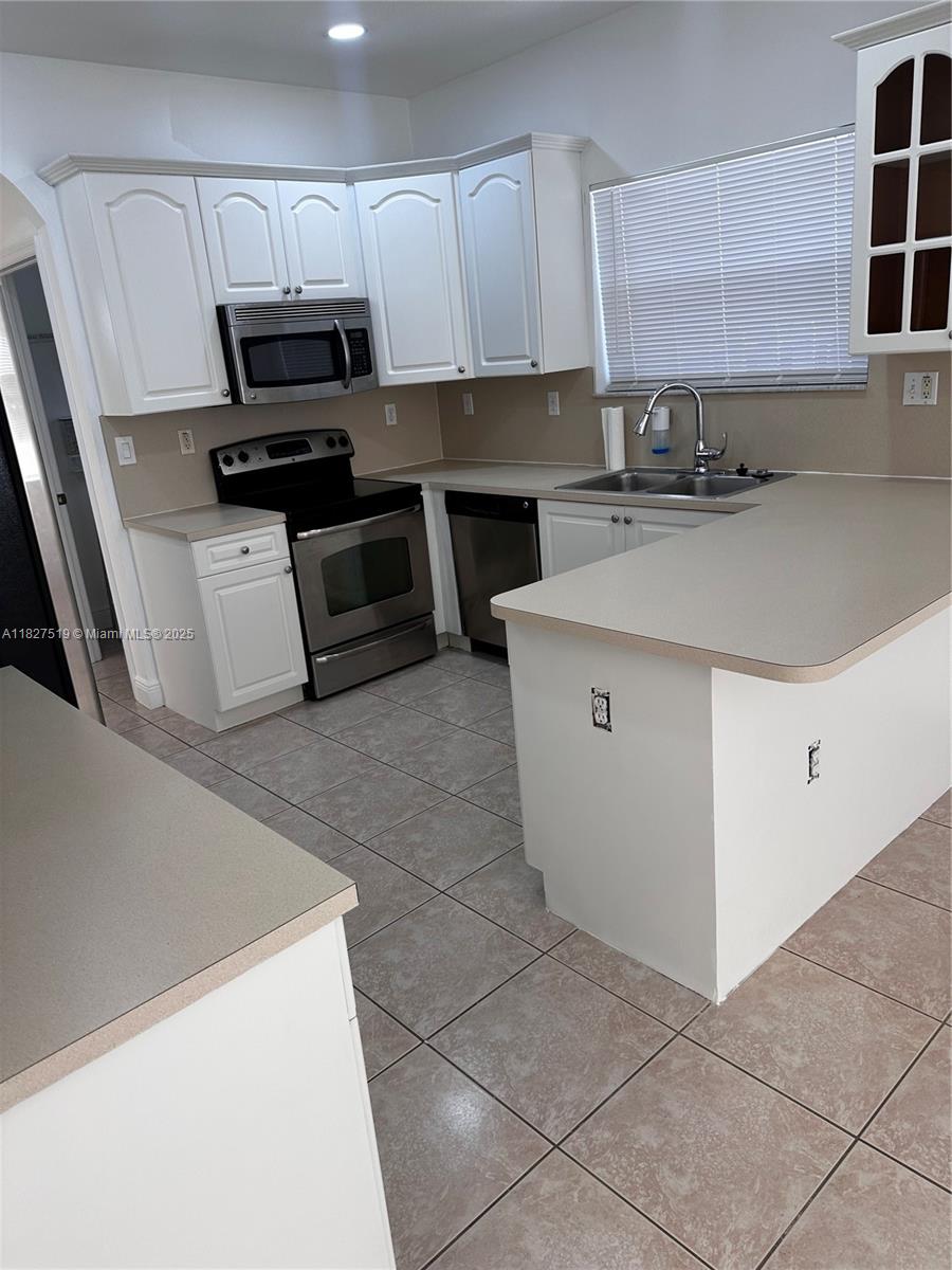 WONDERLY ESTATES SEC 1 - Residential Lease