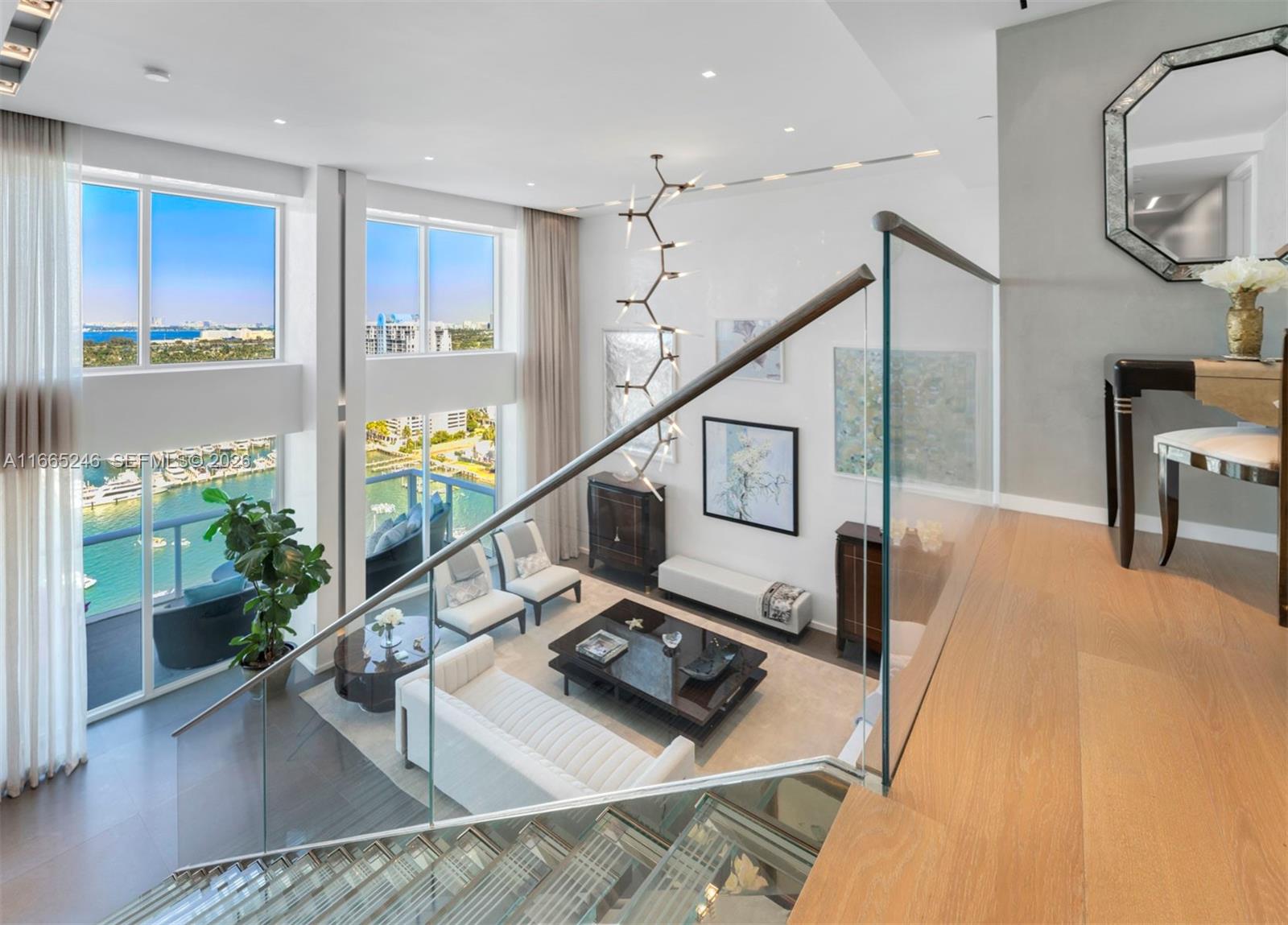 THE GRAND VENETIAN - Residential