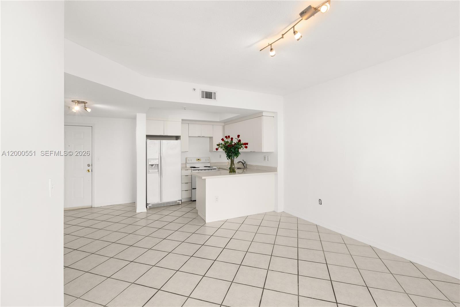 CORAL PLAZA OF MIAMI COND - Residential