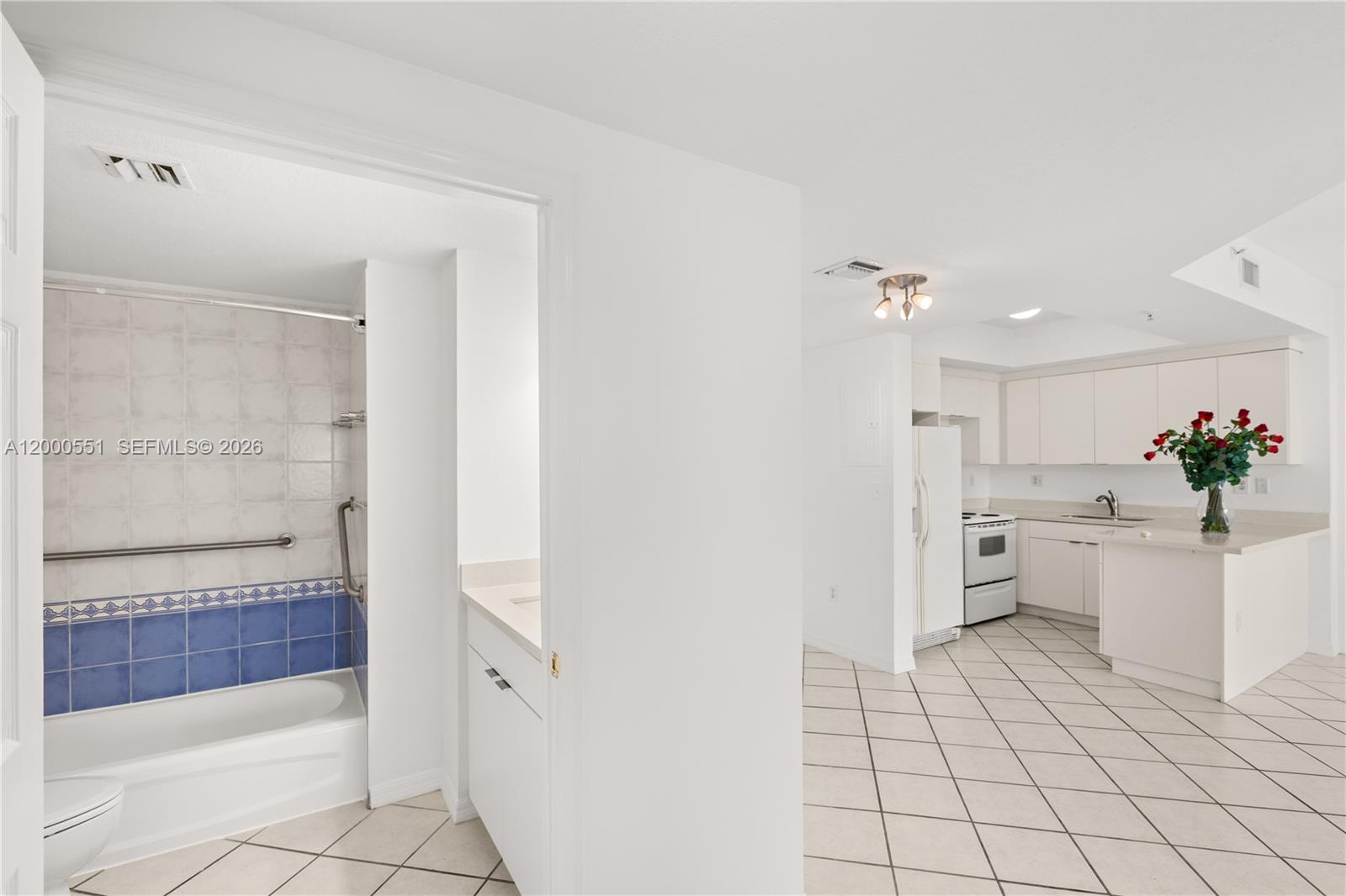 CORAL PLAZA OF MIAMI COND - Residential