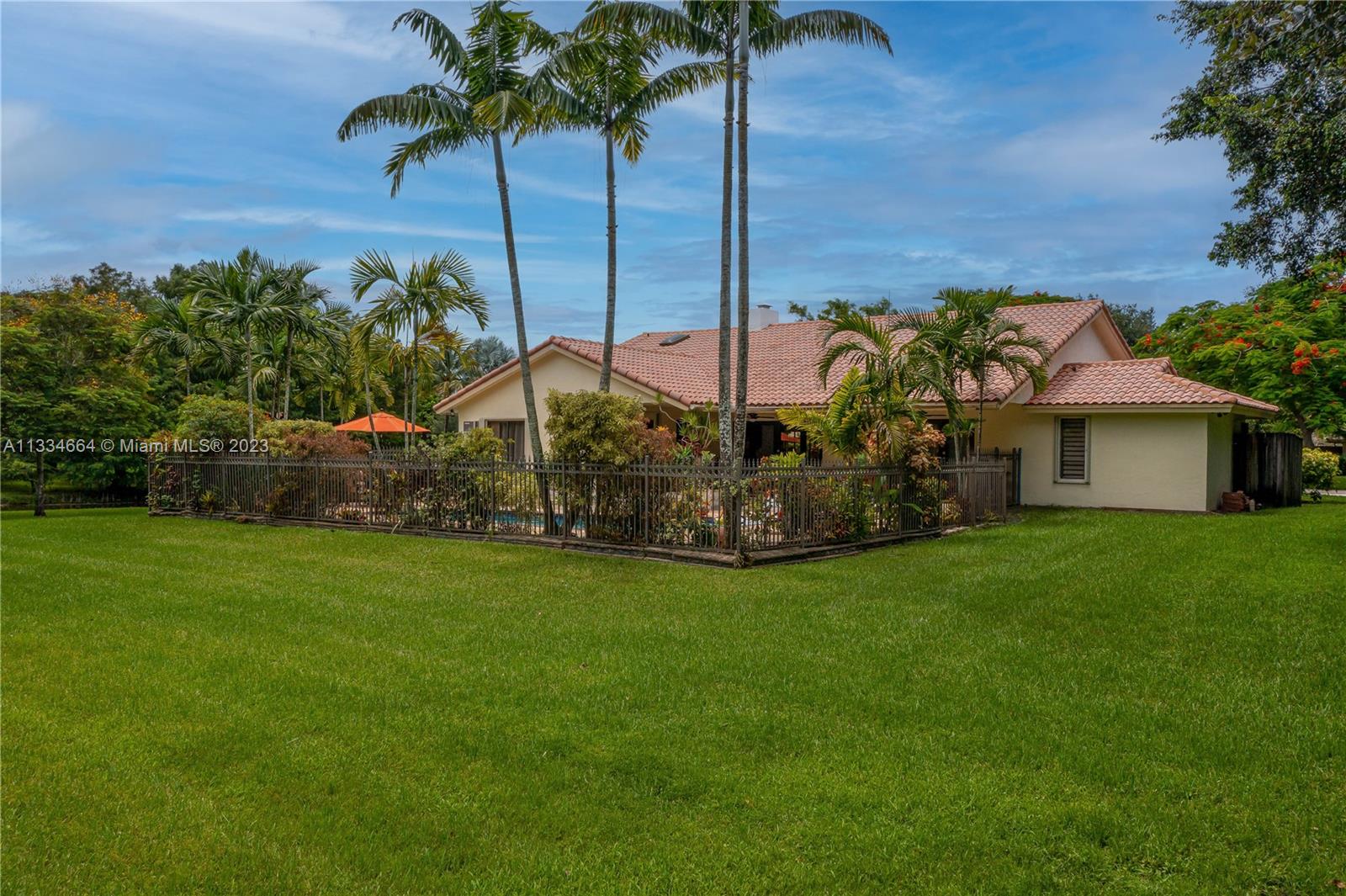 FLA FRUIT LANDS CO SUB NO - Residential