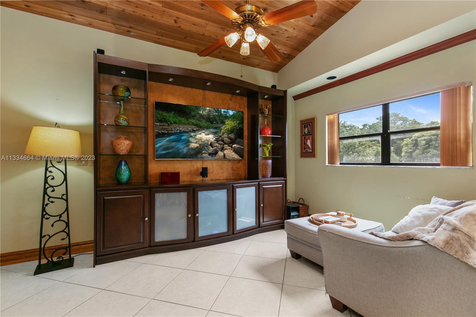 FLA FRUIT LANDS CO SUB NO - Residential