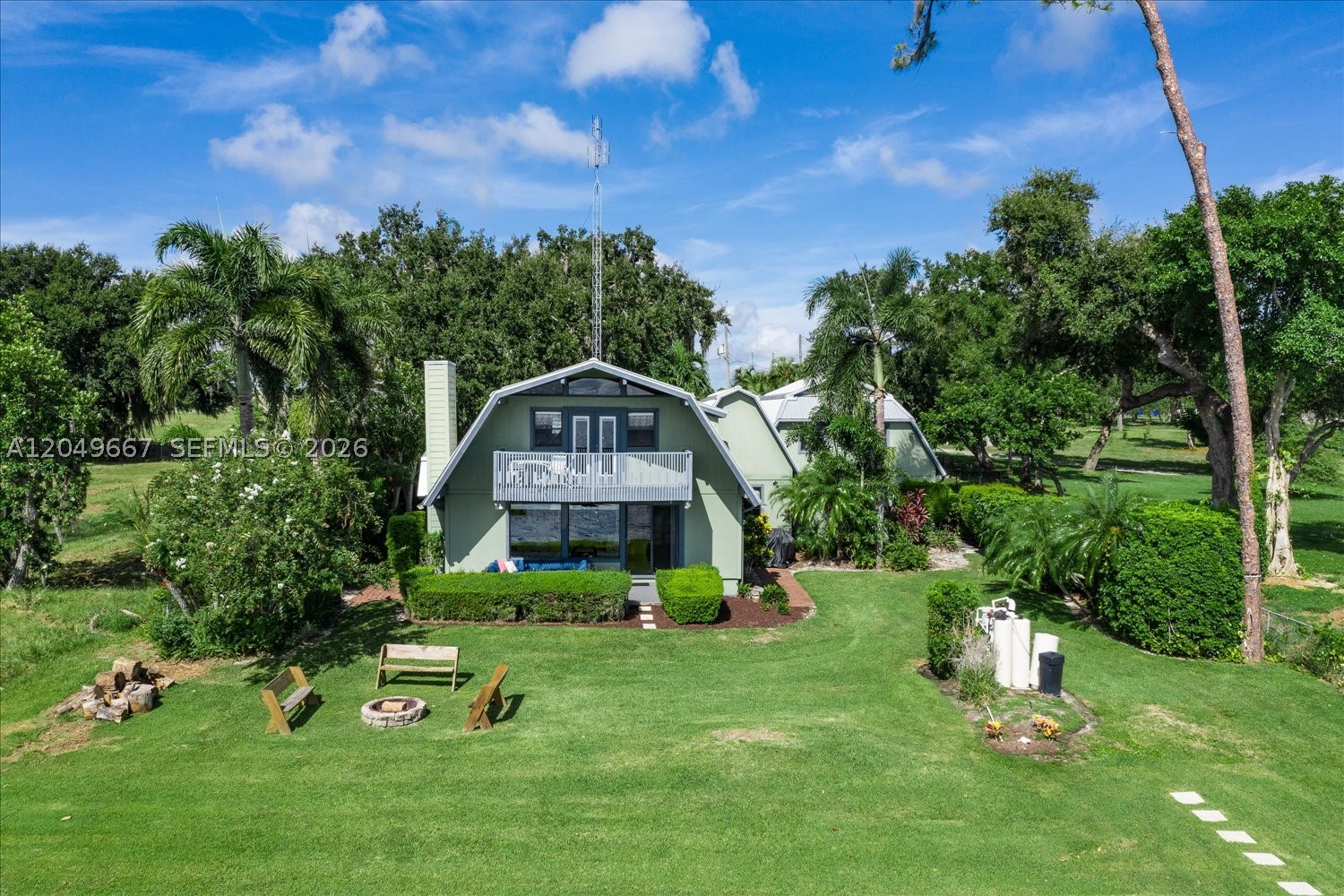 Lake Huntley - Residential
