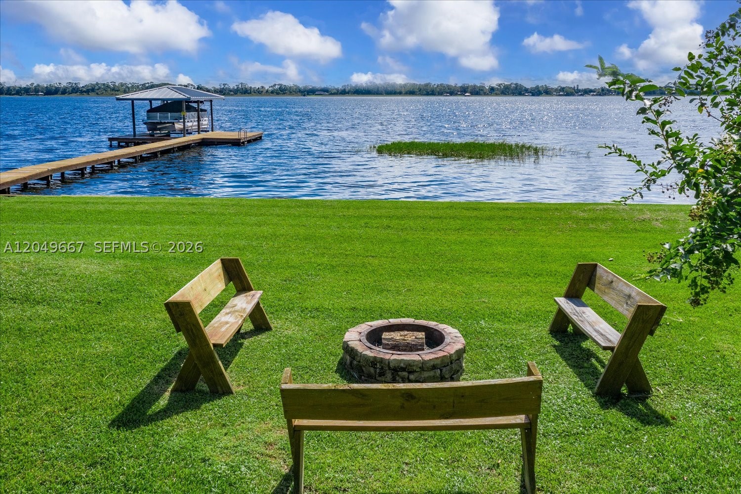 Lake Huntley - Residential