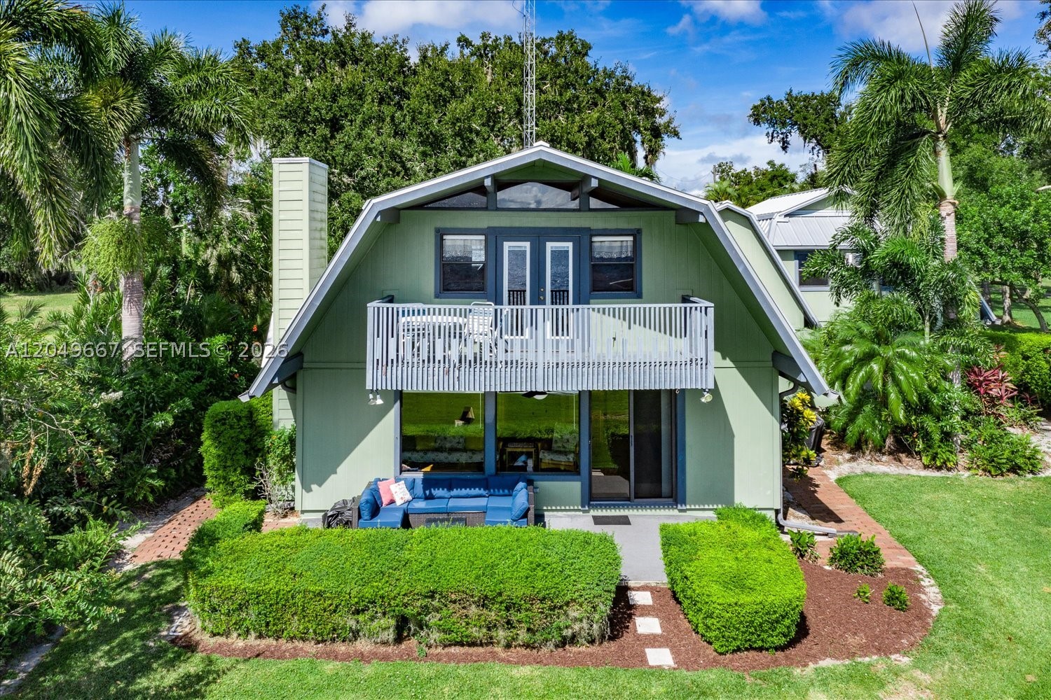 Lake Huntley - Residential