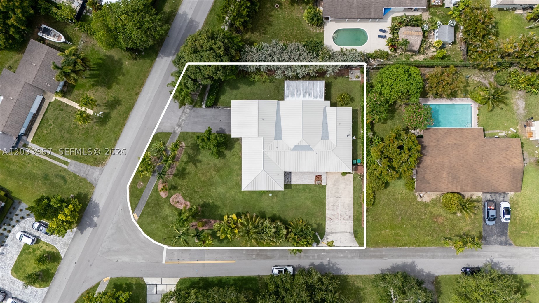 KENDALWOOD ESTATES - Residential