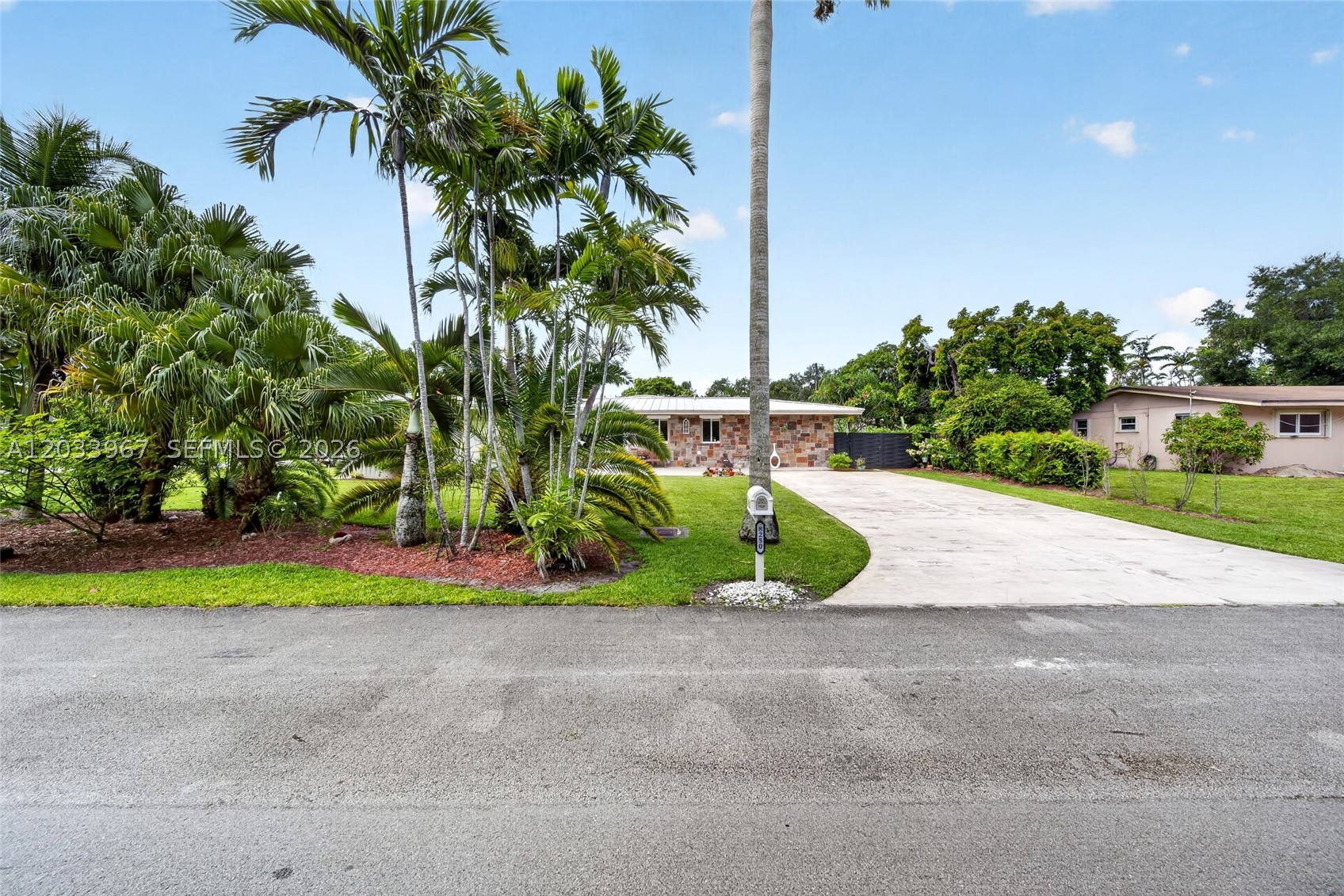 KENDALWOOD ESTATES - Residential