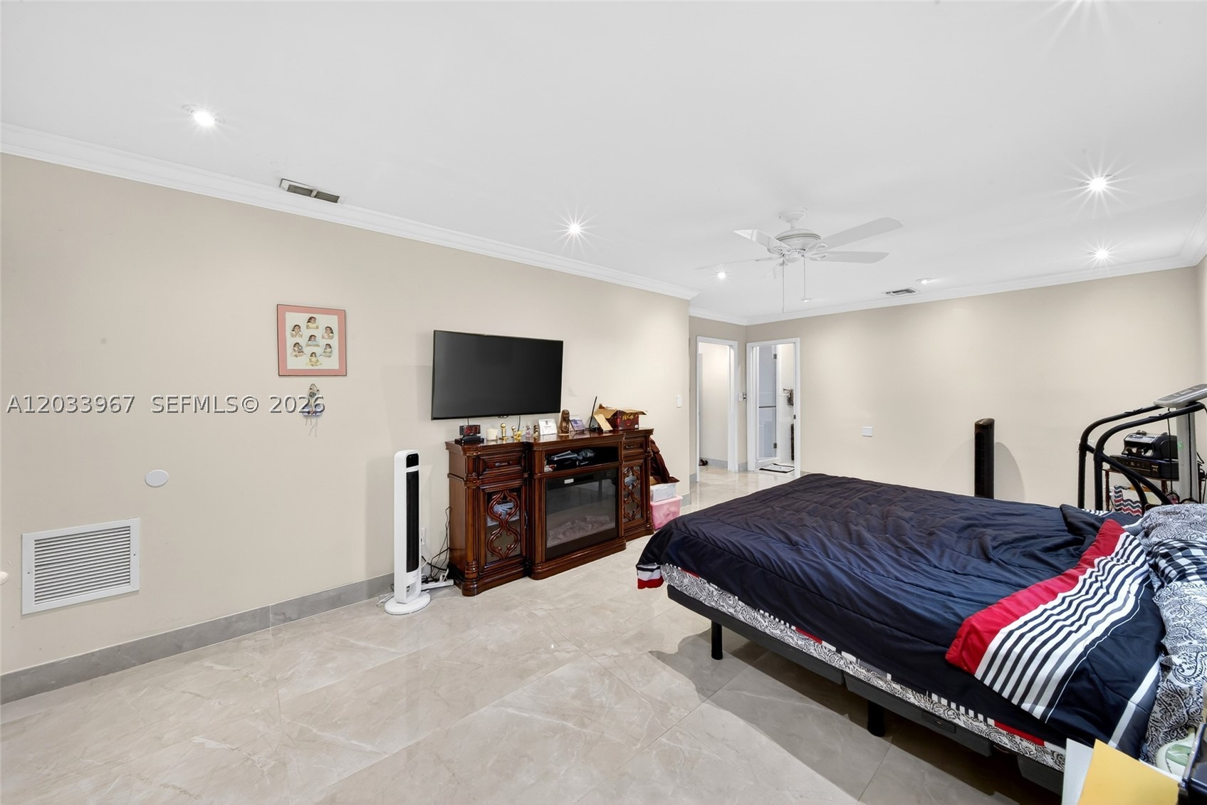 KENDALWOOD ESTATES - Residential