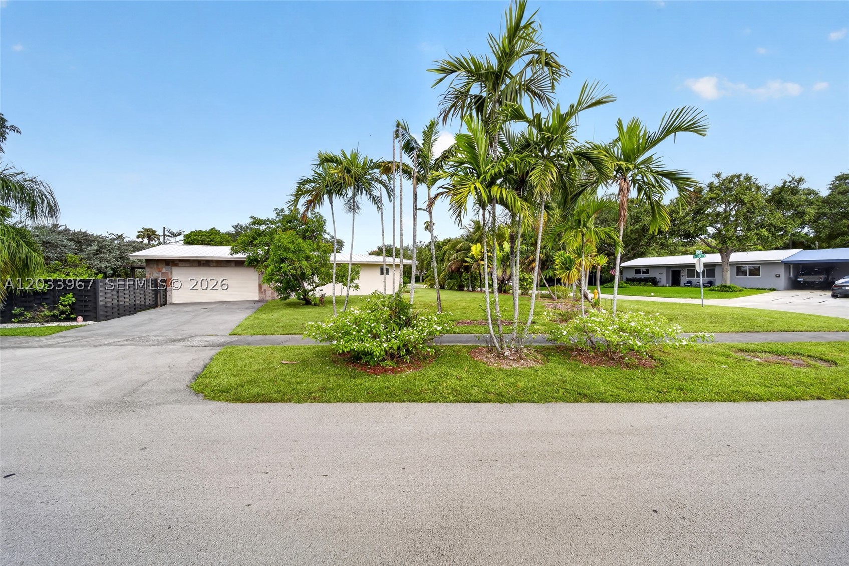 KENDALWOOD ESTATES - Residential